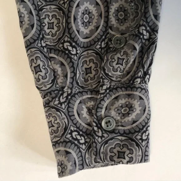 EQUIPMENT Signature Slim 100% Silk Gray Medallion - Picture 6 of 10